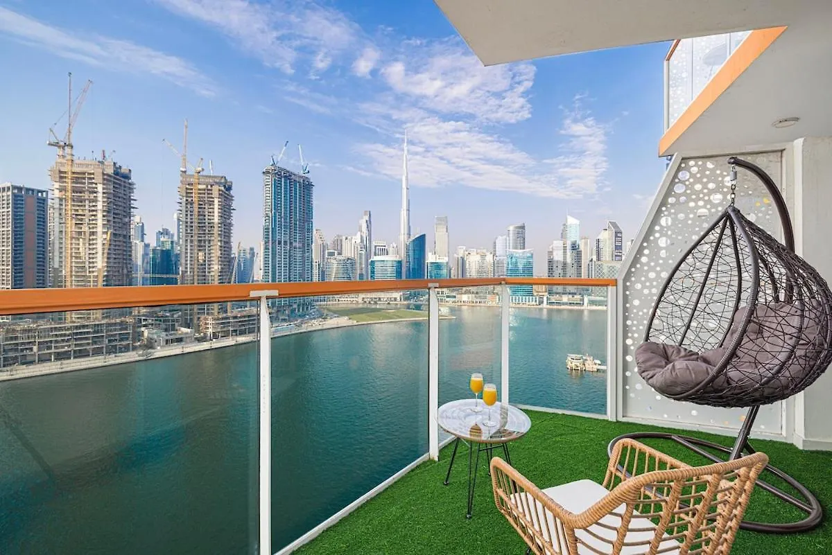 Apartment Panoramic! Burj Khalifa And Canal View! Dubai United Arab Emirates