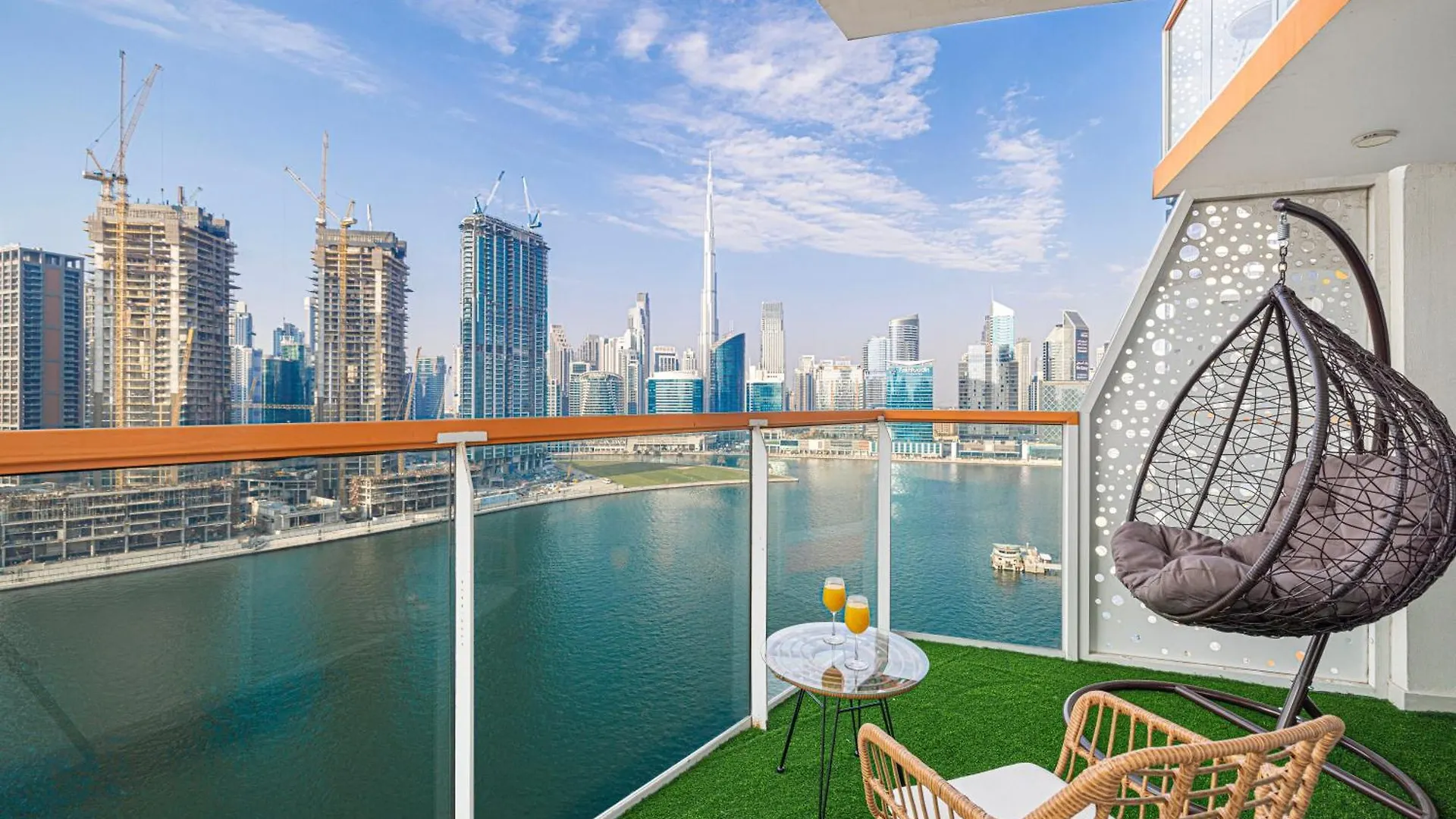 Apartment Panoramic! Burj Khalifa And Canal View! Dubai
